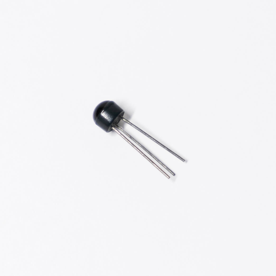 Transistor NPN High-Gain Silicon Dots Hfe 200-700 - Small Bear