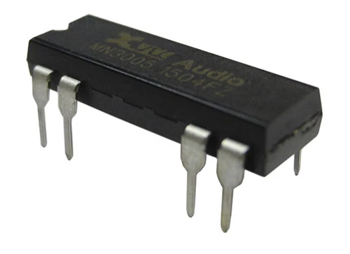 IC MN3005 BBD Clone - synthCube