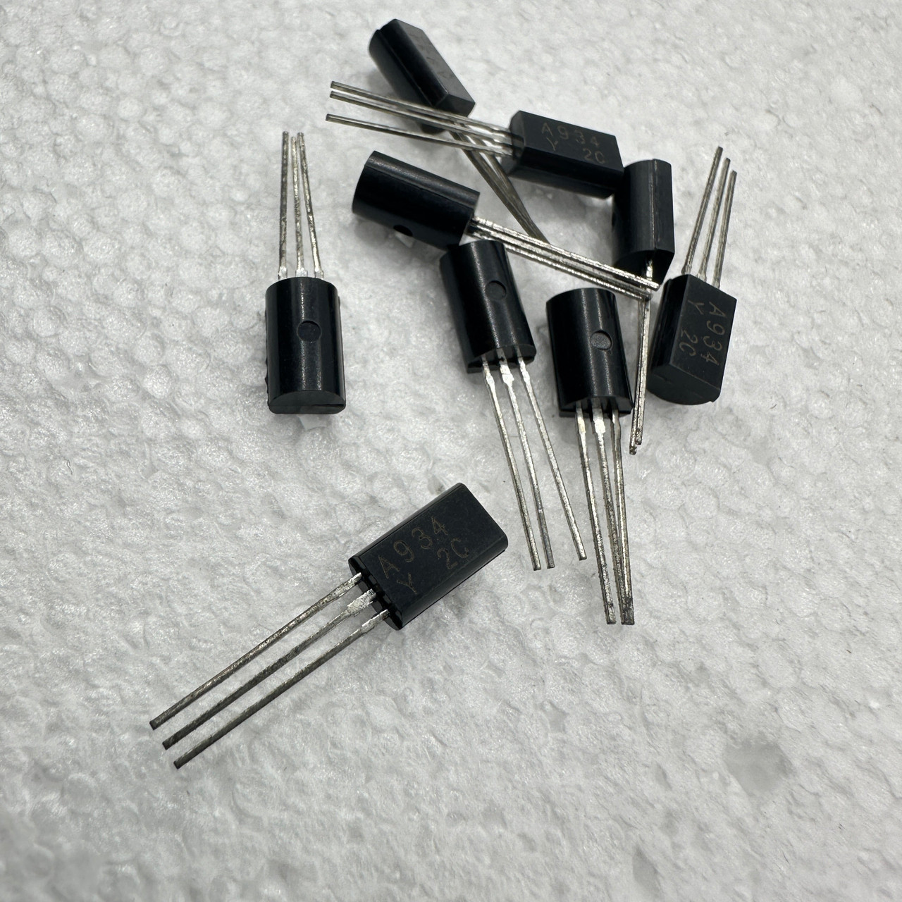 2N5088 Low Noise NPN Transistor Motorola NOS