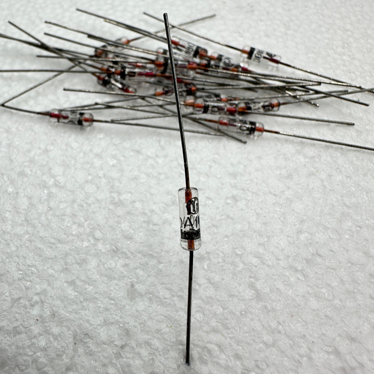 OA1180 GERMANIUM DIODE TUNGSRAM
