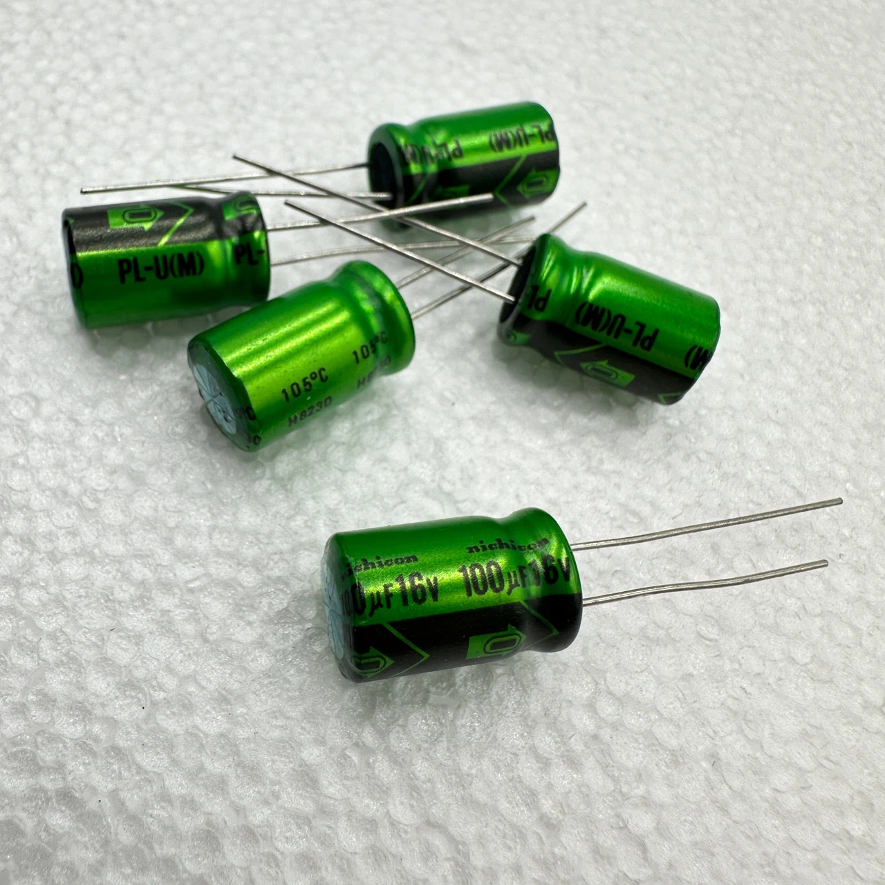 MAS 10 pcs Non Polarized Electrolytic Audio Capacitor 100 Volts 100uF
