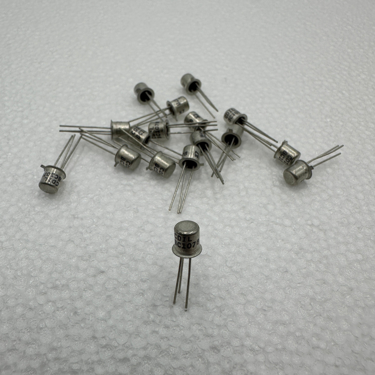 BC107B CDIL NPN High Gain Audio Transistor TO-18