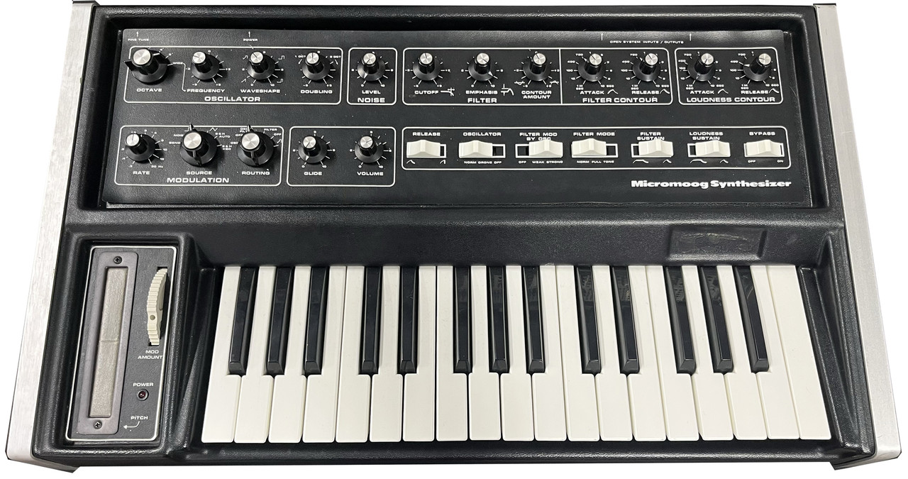 Vintage Moog Music Model 2090 Micromoog Synthesizer - synthCube