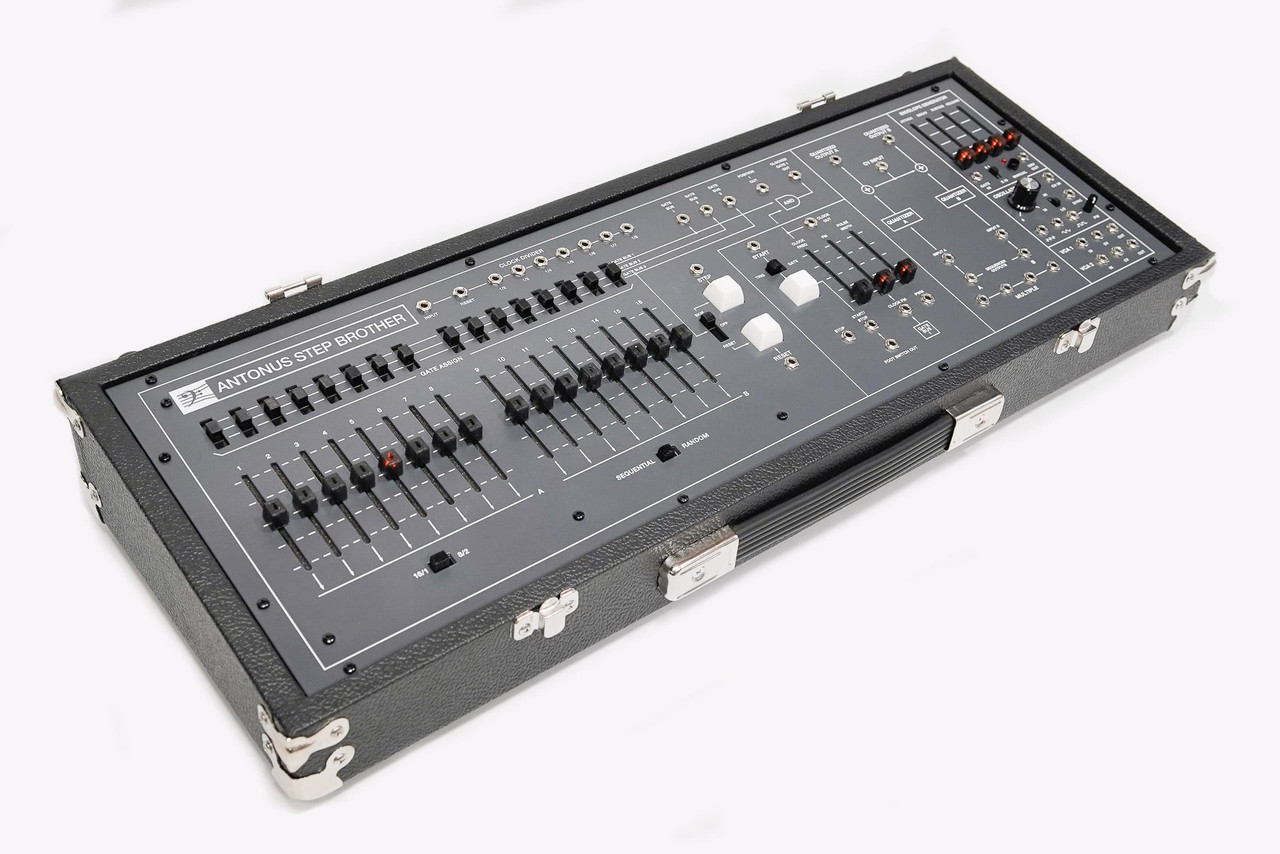 Antonus Step Brother DIY Sequencer - synthCube