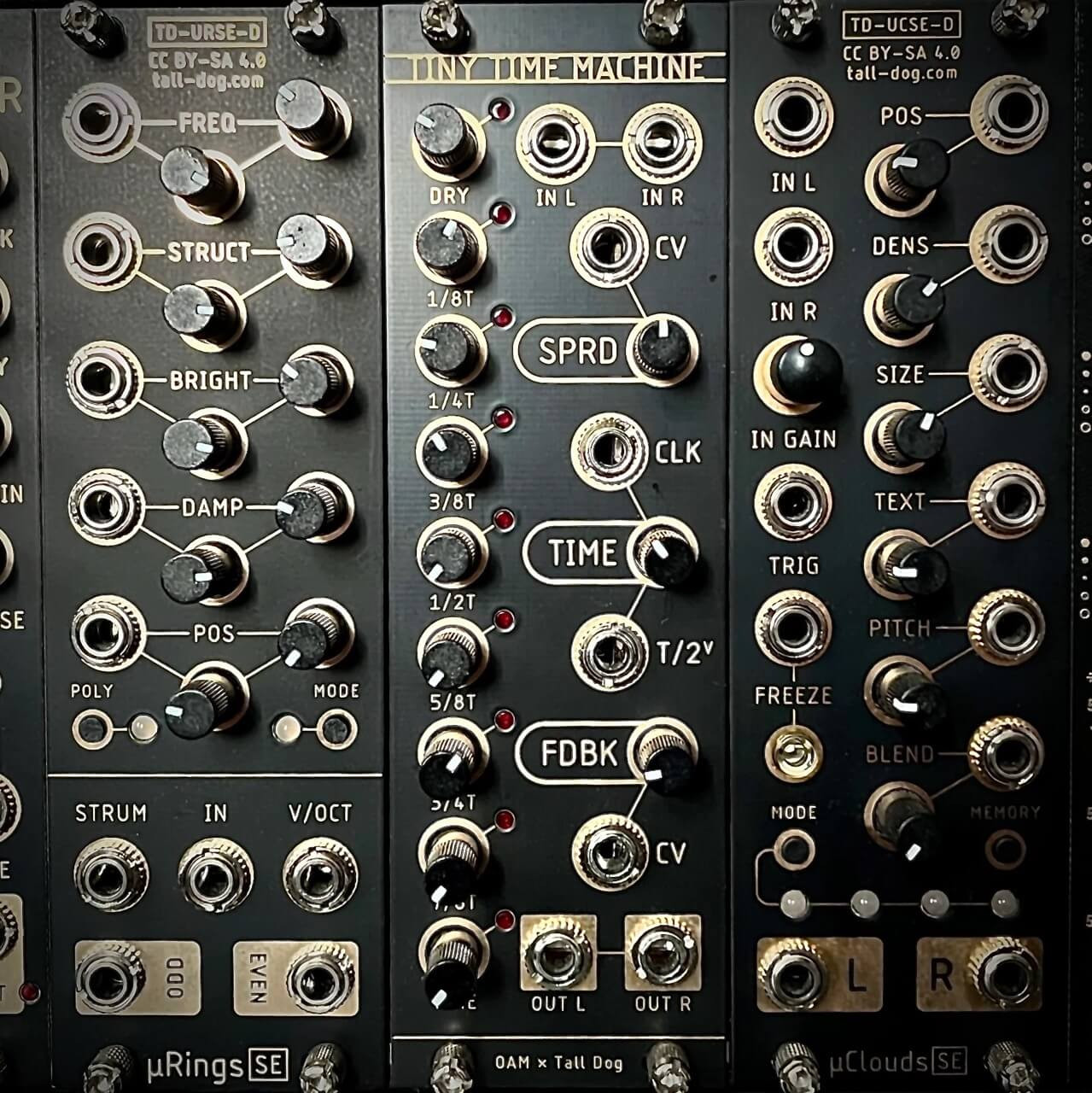 OAM Tiny Time Machine