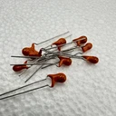 AVX 1.5uf 25v 20% Radial Tantalum Capacitor 1500nf