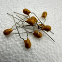 AVX 4.7uf 35v 10% Radial Tantalum Capacitor 4700nf