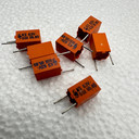 3004pf Siemens B31531 Radial Polystyrene Foil Capacitor 63V 1% 3nf .003uf