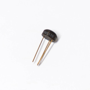 2N5128 Transistor Fairchild 'Large Dot'