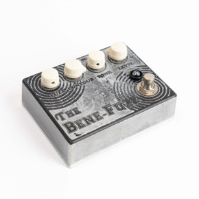 Nerd Knuckle Effects The Bene Fuzz angle