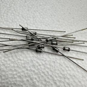 1N4735A 6.2V Zener Diode, DO-35, Motorola