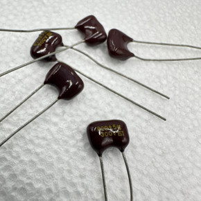 5 PACK 820pf 300v 5% Silver Mica Capacitors EM .82pf