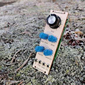 Kassutronics Wavefolder (Wood Panel) Kassutronics Wavefolder (Wood Panel)