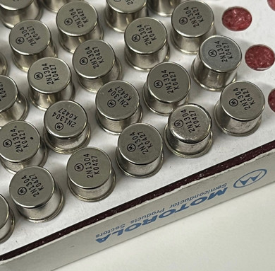 2N1304 Germanium Transistor NPN Motorola K0427