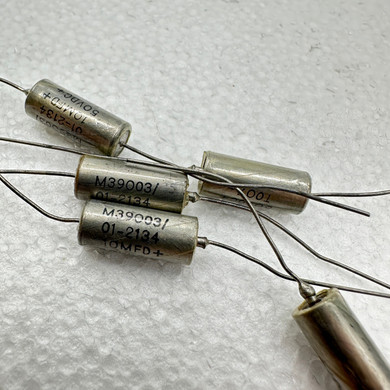10uf M39003/01-2134 50v 10% Military Spec Tantalum Capacitor NOS
