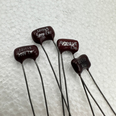 820pf 300v 1% Silver Mica Capacitors EM .82nf