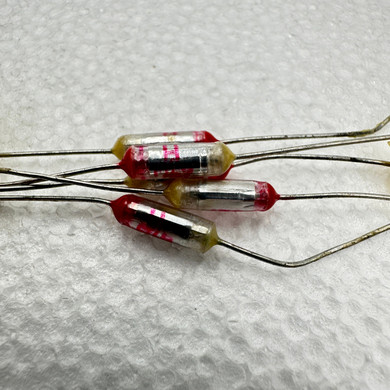 470pf Axial Polystyrene Capacitor 160V 3% .47nf