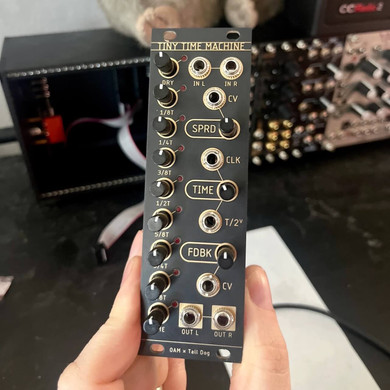 OAM Tiny Time Machine