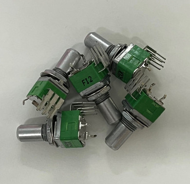 Dual-Gang 9mm Vertical PC Mount Round Shaft