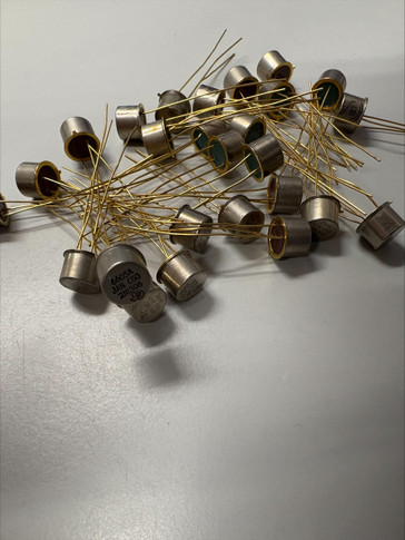 2N1308 NPN TI Mil-Spec Germanium Transistor High Gain