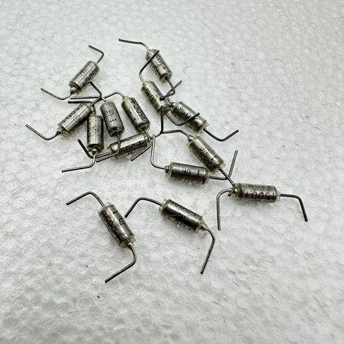 その他 A SPRAGUE 10uf 40V Axial Tantalum Capacitor NOS 749DX