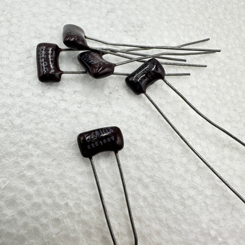 56pf 100v 10% Silver Mica Capacitors CDE .056nf