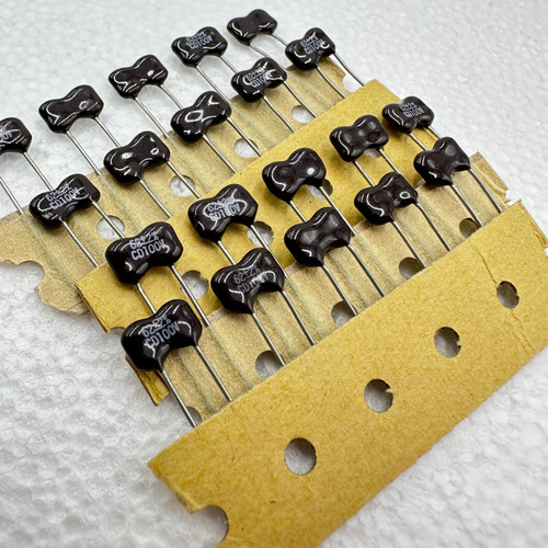 5 PACK 62pf 100v 2% Silver Mica Capacitors CD .062nf