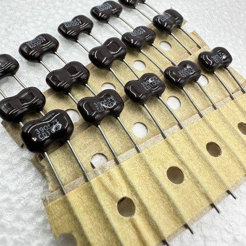 5 PACK 390pf 100v 2% Silver Mica Capacitors CD .39nf