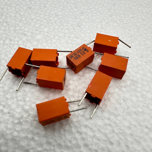 3276pf Siemens B31531 Radial Polystyrene Foil Capacitor 63V 1% 3.3nf 3n3 .0033uf