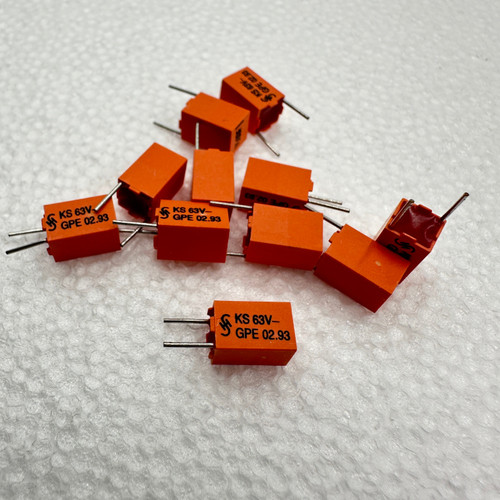 1n5 Siemens B31531 Radial Polystyrene Foil Capacitor 63V 1% 1.5nf 1500pf .0015uf