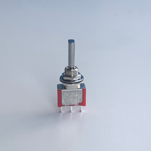 Mini Toggle Lug SPDT ON-OFF-ON PADDLE