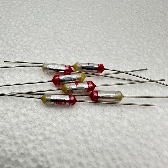 443pf Axial Polystyrene Capacitor 160V 3% .44nf