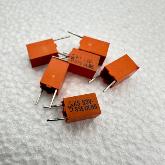 2911pf Siemens B31531 Radial Polystyrene Foil Capacitor 63V 1% 2.9nf 2n9 .0029uf