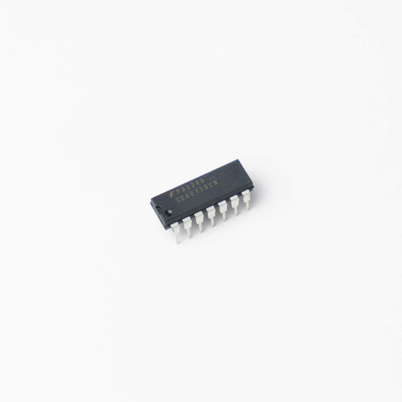 TC4013BP FlipFlop IC Toshiba