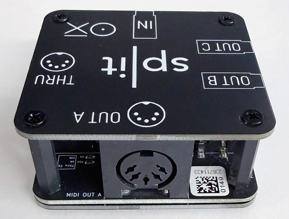 The OXI Split, MIDI breakout box, is an efficient and inexpensive solution for users whose setup relies on MIDI connections.