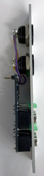 Pexp-1 is an expander module for Pamela’s NEW Workout offering additional dedicated fixed clocked outputs.