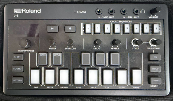 The J-6 Chord Synthesizer is an endless well of musical inspiration, pairing a powerful chord sequencer with the lavish tones of the renowned JUNO-60 synth.