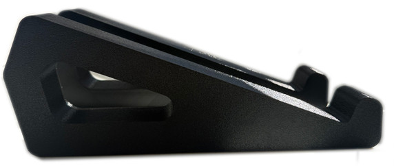 The synthCube angled desktop stand is an angled stand / gear holder designed for a modular case, production boxes, etc.
