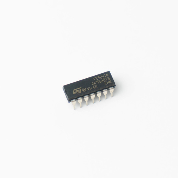 TS924IN Op Amp