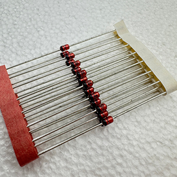 1N4728 3.3V Zener Diode, DO-35