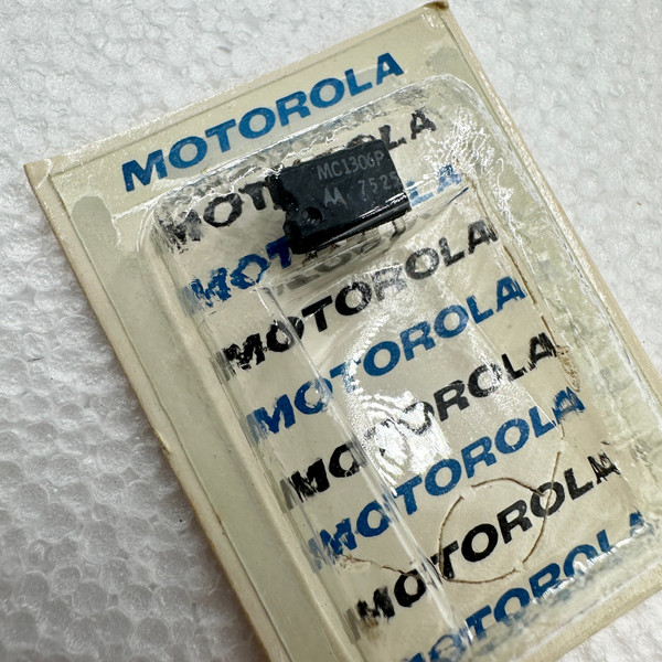 MC1306P Op-Amp DIP-8 - Rare & Reclaimed