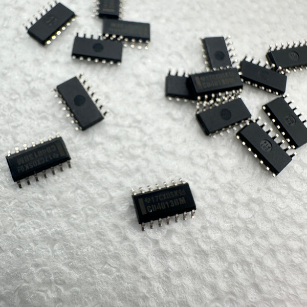 Texas Instruments CD4013BM Flip Flops Dual CMOS SMD