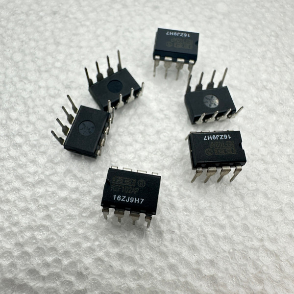 Burr Brown REF102AP IC VREF Series 0.1% 8DIP