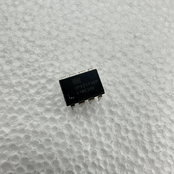 OPA2111KP Burr Brown Dual Low Noise DiFET Op-Amp OPA 2111KP