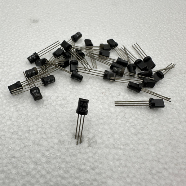 2N2926 Low Noise High Gain Audio NPN Transistor NOS