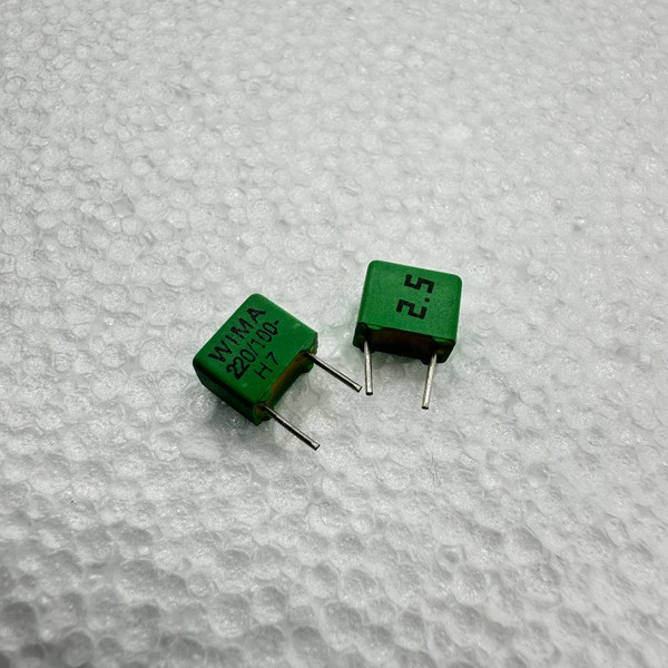 2 PACK WIMA FKP2 220pf 100V 2.5% Polypropylene Film Foil Capacitors .22nf