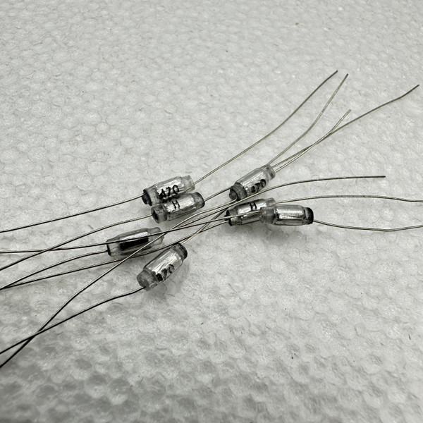 470pf Axial Polystyrene Capacitor 33V 3% .47nf