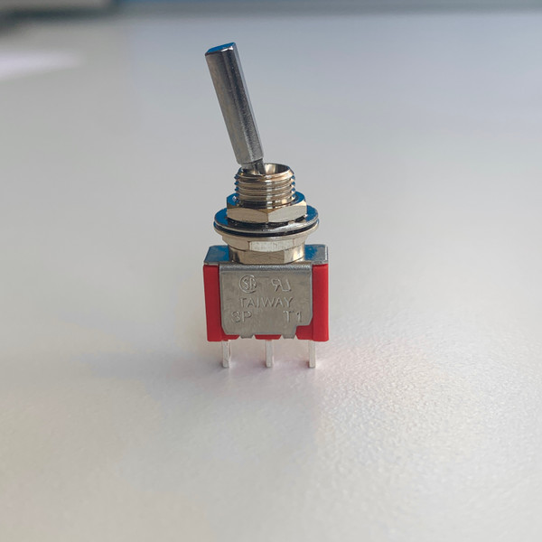 Mini Toggle LUG SPDT ON-ON PADDLE