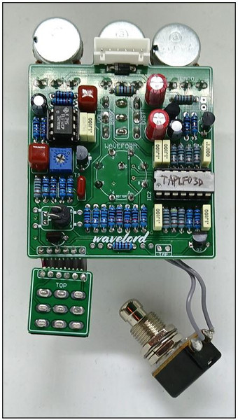 The Wavelord is tremolo implementation of the Electric Druid TAPLFO3 chip. It features many options preferred by tremolo users such as tap tempo and multiple tweak-able waveforms