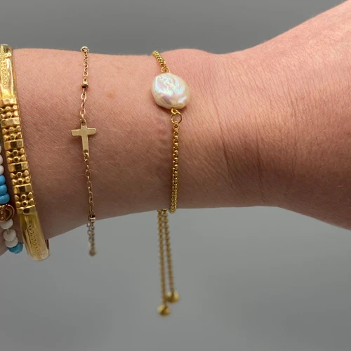 Thick Gold & Flat Pearl Adjustable Bracelet
